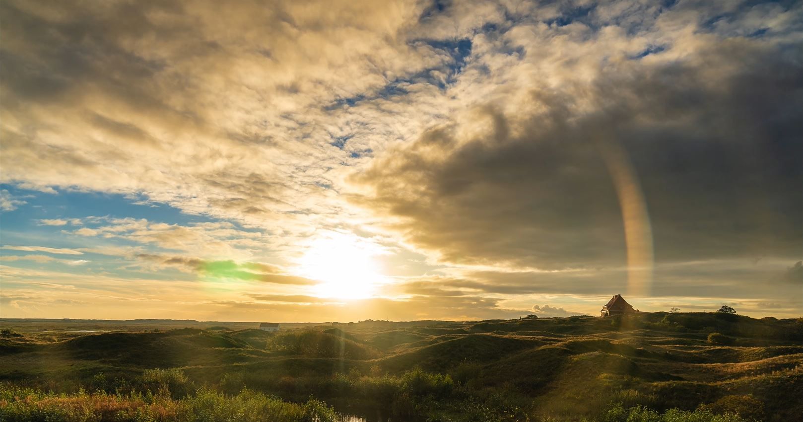 Blick in Richung Westen gegen die untergehende Sonne